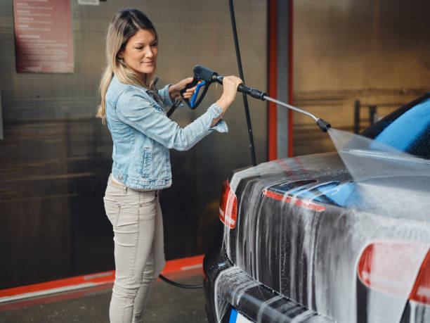 Why Choose Our Certified Pressure Washing Experts for Your Project Needs in Charleston, MO?